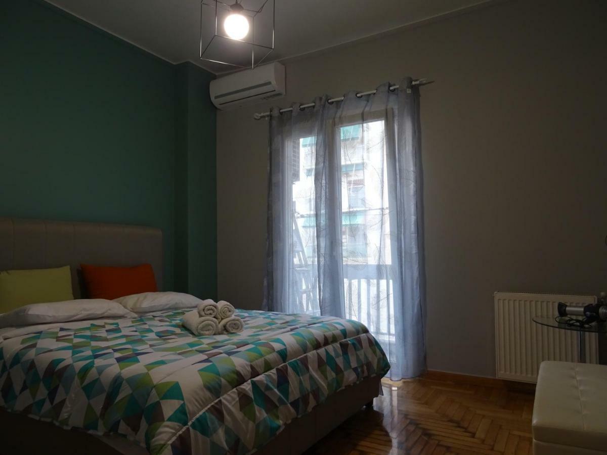 Apartamento Zeus Perfect Location Atenas Exterior foto